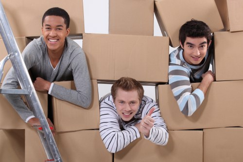 Choosing the right removal vehicle for a Chiswick move