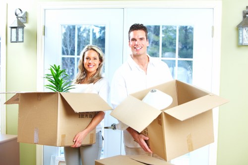 Moving day loading and transport service in Chiswick